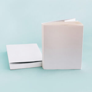 livre avec jaquette